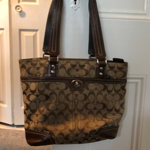 Coach Handbags - 👜Coach purse